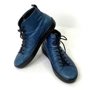 Ecco Soft 8 Tie II Sneaker Mens size 8 US Indigo Blue Lace Up Black Sole EU 42